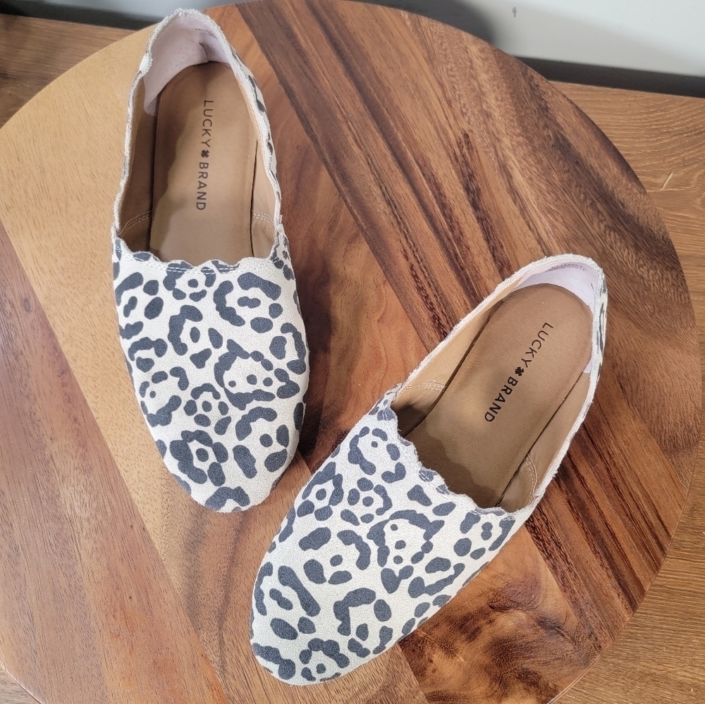 Lucky Brand Cloeey Leopard Print Suede Flats Scalloped Edge Size 8.5 - Picture 12 of 14